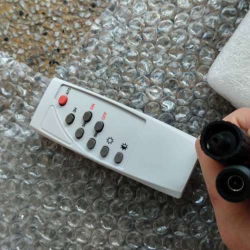 一拖二太陽能充電光管(One-to-Two Solar Charging Light Tube)