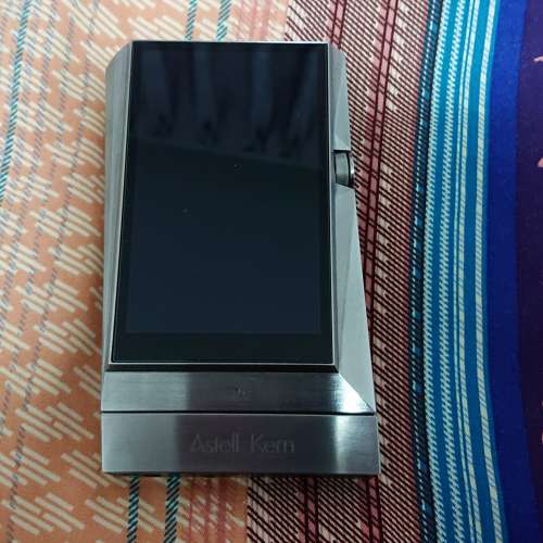 AK380ss + Dignis Case + Vannuys Case