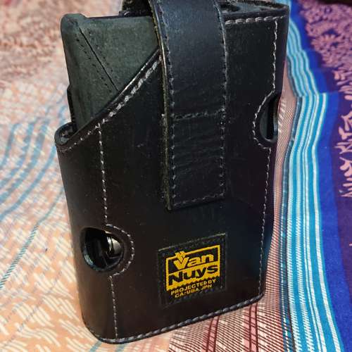 AK380ss + Dignis Case + Vannuys Case