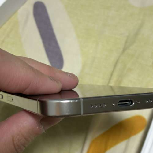 iPhone 16 Pro Max鈦色256 GB