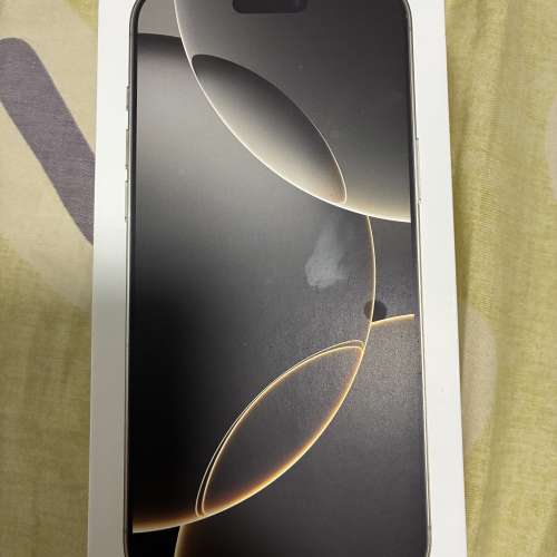 iPhone 16 Pro Max鈦色256 GB