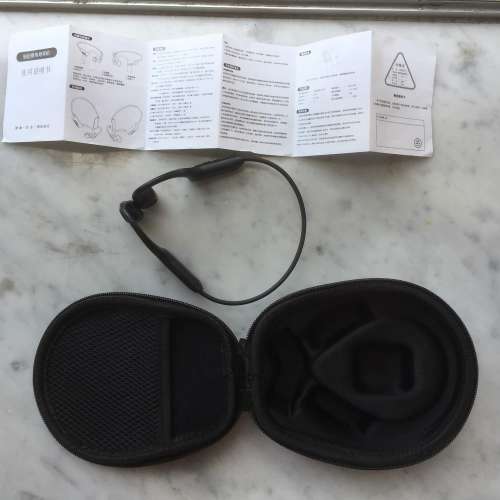 $150 BOMY 骨傳導 藍牙耳機 Bluetooth v5.3 無線運動防水款 + 收藏盒 + 說明書