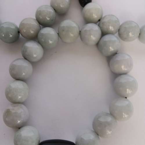 半價清貨，翡翠A玉14mm珠手串配上一粒兩眼天珠，原價每條300元，現 售每條150元，三...