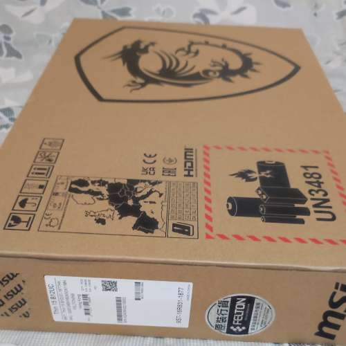 MSI Thin 15 B12UC 15.6吋 電競筆記型電腦