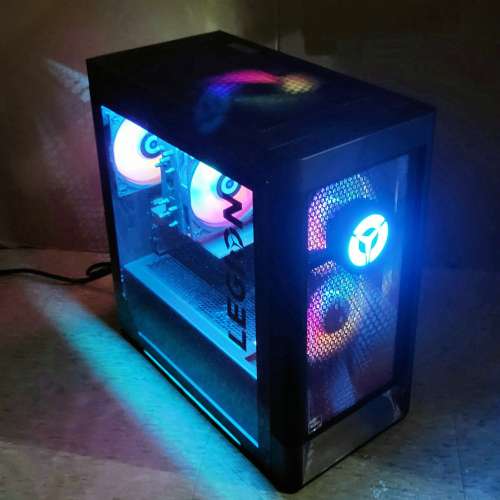 大量LENOVO LEGION 99%新側透機箱+400W GOLD火牛