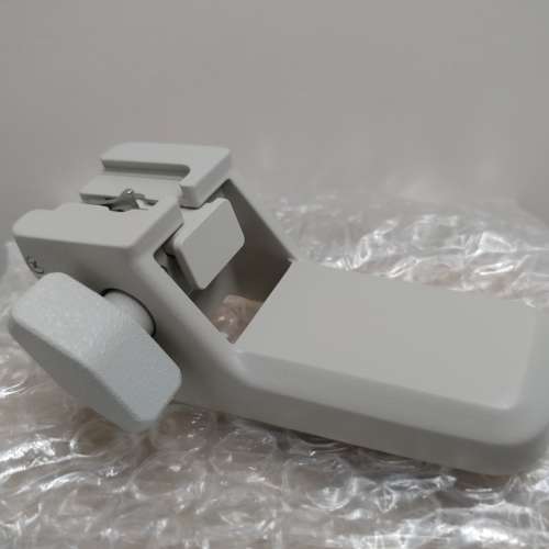 SONY SEL70200GM Tripod base