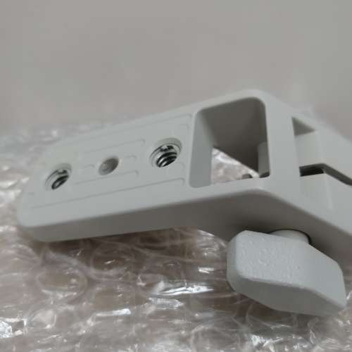 SONY SEL70200GM Tripod base