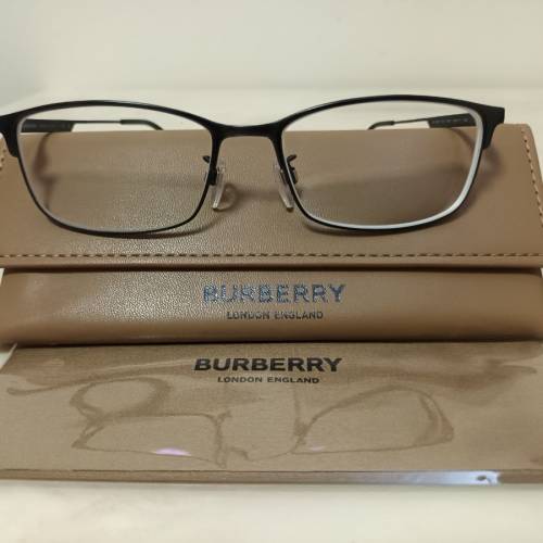 全新［原裝行貨］英國名牌 &ldquo;Burberry&rdquo;（中性）眼鏡框