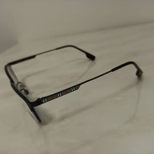 全新［原裝行貨］英國名牌 &ldquo;Burberry&rdquo;（中性）眼鏡框