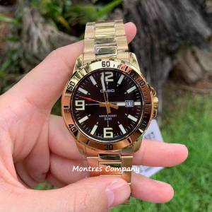 Montres Company 香港註冊公司(32年老店) 卡西歐 CASIO 黑金水鬼 金色不鏽鋼錶帶 黑...