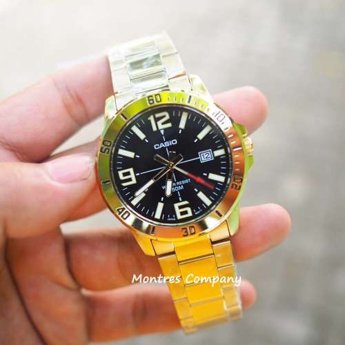 Montres Company 香港註冊公司(32年老店) 卡西歐 CASIO 黑金水鬼 金色不鏽鋼錶帶 黑...