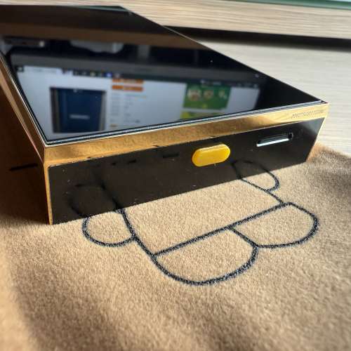 Astell&Kern A&ultima SP3000 24K Gold Limited Edition