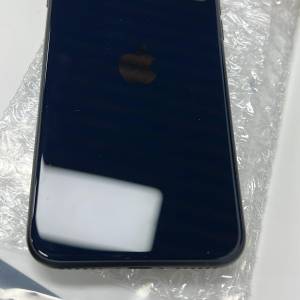 A+ grade(屏A背A) 港版一實體卡+一esim iPhone se3 5G 64gb 100電池健康 8x次差電...