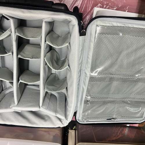 80%新Lowepro相機拖箱