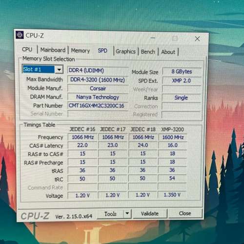 白色Corsair Dominator Platinum DDR4 3200C16