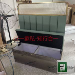 带屏风卡位梳化，坐垫可翻开储物梳化卡位，BS7176防火梳化