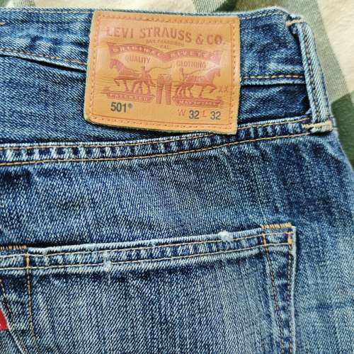 新淨 Levi's 501 (32褲長32腰圍)