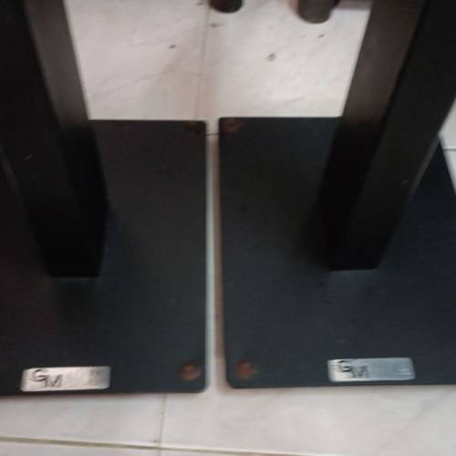 GM audio 腳架，整體企理，3/5a首選，上板面6寸2分x7寸，下板面10寸6分x8寸5分，高...