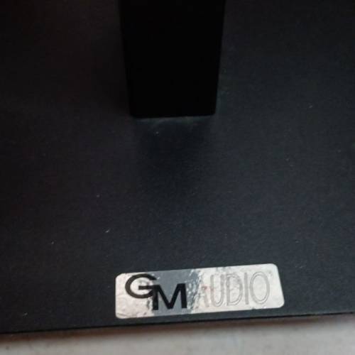 GM audio 腳架，整體企理，3/5a首選，上板面6寸2分x7寸，下板面10寸6分x8寸5分，高...