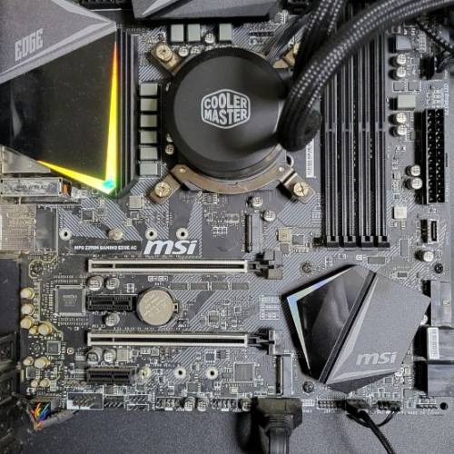 9700K + msi z390m ac 送Coolermaster240 aio