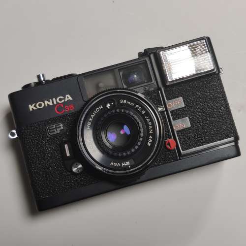 Konica C35 EF 38mm F2.8 有閃燈菲林相機