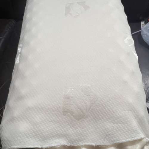 乳膠枕頭