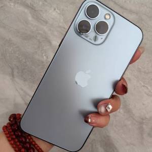 Apple iPhone 13 Pro Max 1TB， 6.7寸大螢幕，電池效能95 ％，功能全部正常運作，已...