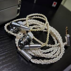 Acoustune HS1670 SS