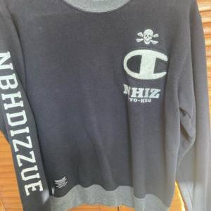 Champion x izzue