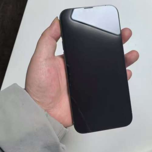 iPhone 13 Pro Max 1tb 天藍峰，電池效能95 ％，使用原裝case 同貼mon貼