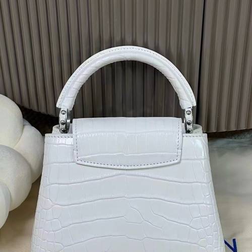 capucines真正鳄鱼皮，21cm全新