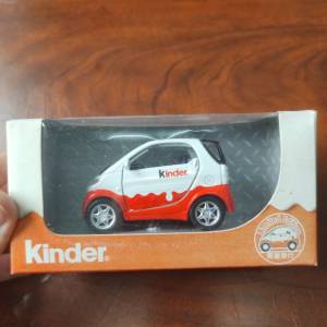 Kinder迷你玩具車（不適合三歲以下小孩玩）