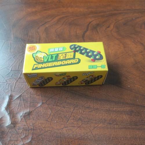 維他檸檬茶VLT迷你手指滑板（隨機一款）