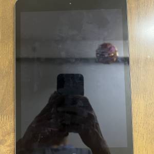 Sell 99%New IPad 8 32Gb  WiFi (black)