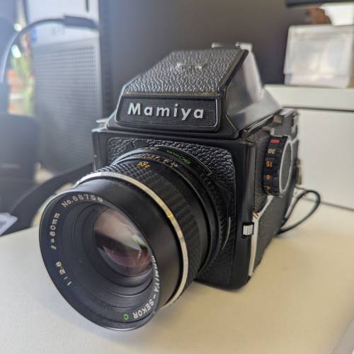 mamiya 645 + 80mm