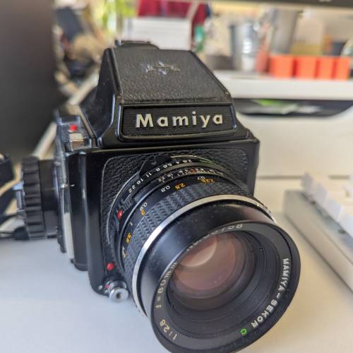 mamiya 645 + 80mm