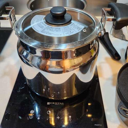 8L像印不銹鋼SN-XAE80 ,99%新內煲