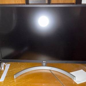 LG 27UL500 - W 4K mon