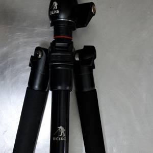 Beike 快速 收放三腳架， 1.08kg,  146cm