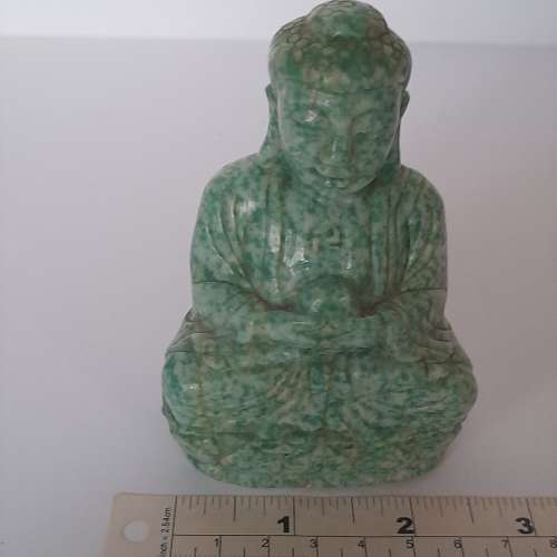 天然綠點石雕佛像高4/4.5吋，古舊多年前製品，單一個六百八十元兩個一千元，歡迎商...