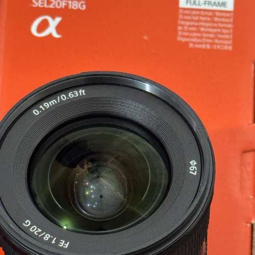放 Sony 20mm 1.8 SEL2018G