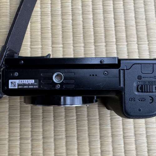 Sony A6000 機身連配件 索尼微單 (ILCE-6000)