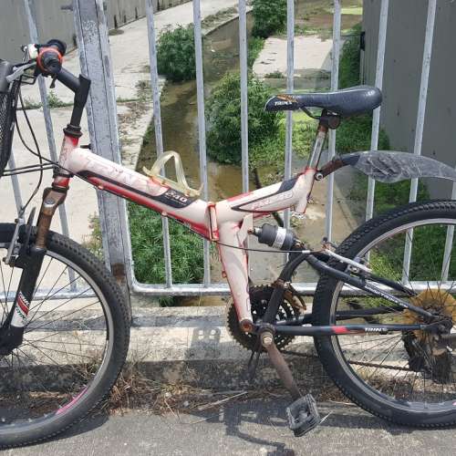24吋 代步單車(有銹漬只合代步粗用)