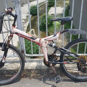 24吋 代步單車(有銹漬只合代步粗用)