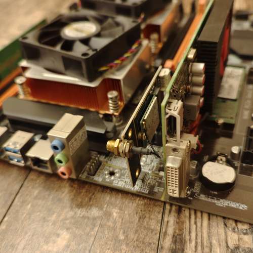 正常使用 雙路X99, E5 4667 V4兩粒(90MB L3 cache), 128GB SSD. 請見內容