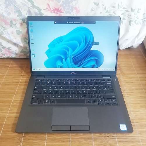 Dell Latitude 5300