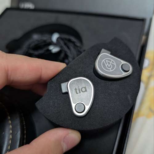 二手 64 Audio U12t 非完美
