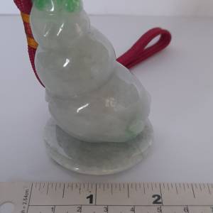 翡翠A玉幸運葫蘆，高約二點五吋杏。可作小擺件/手把件/吊件用，圓滑好水頭，原價六...