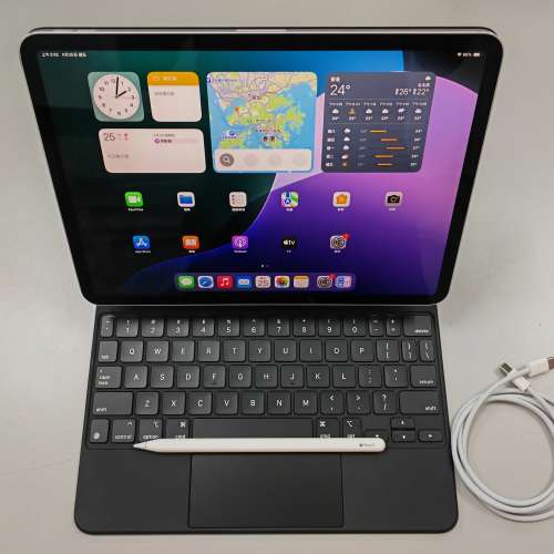 iPad Pro 2018 11吋 銀色 wifi (256GB) silver (A1980)連Magic keyboard 及 Apple ...