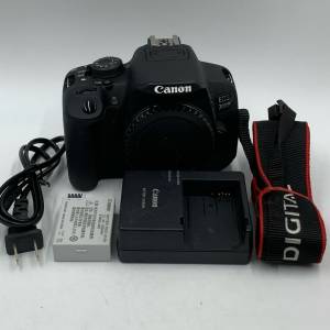 Canon EOS 700D